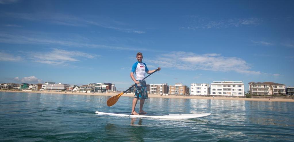 Top Floor Sandbanks Apartment With Free Parking Just Minutes From The Beach And Bars Canford Cliffs Exteriér fotografie